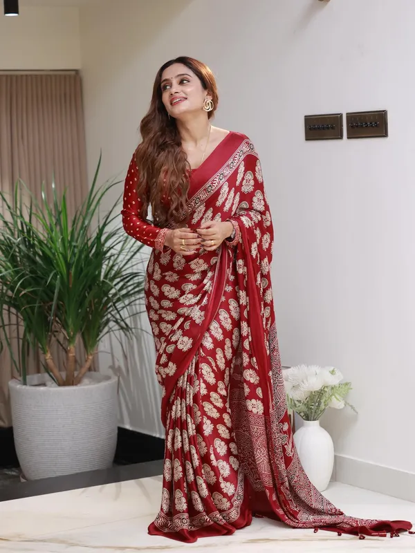 Designer_Ajrakh__Print_Modal_Silk_Saree_With_Blouse_Piece_�_Lightweight_&_Festive-Ready