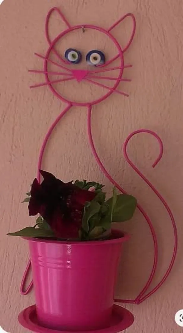 Black_Plant_Stand_With_Metal_Pot_Indoor_Plants,_Christmas_Plants,_Porch,_Hanging_Wall_Sculpture_Living_Room_(Cat_Pink)_25_x_25_x_10_Centimeters