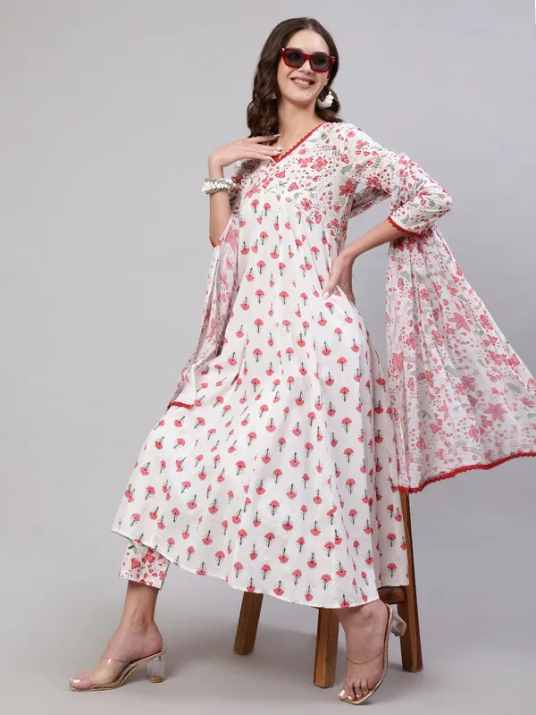 Pink_Pure_Cotton_Floral_V_Neck_A-Line_Kurta,_Pant_&_Dupatta_Set_For_Women