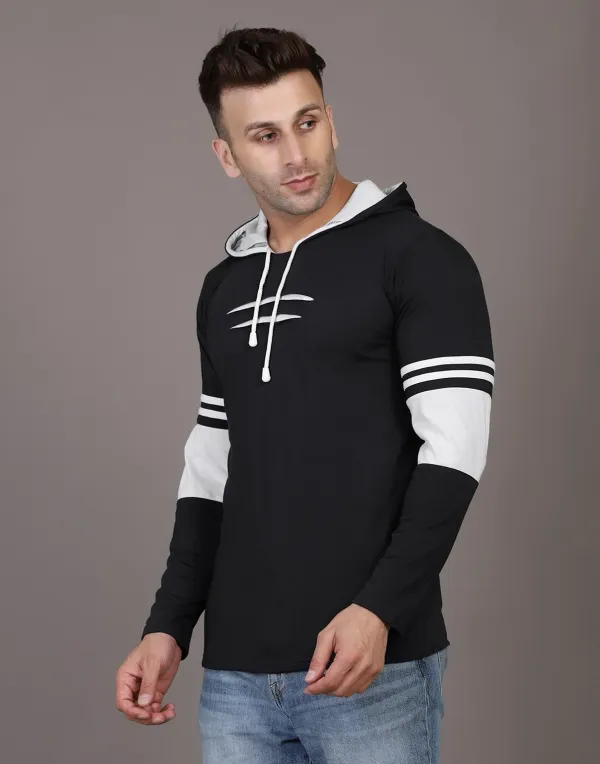 Black_Cotton_Blend_Regular_Fit_Colorblock_Hooded_Neck_T-Shirt_For_Men