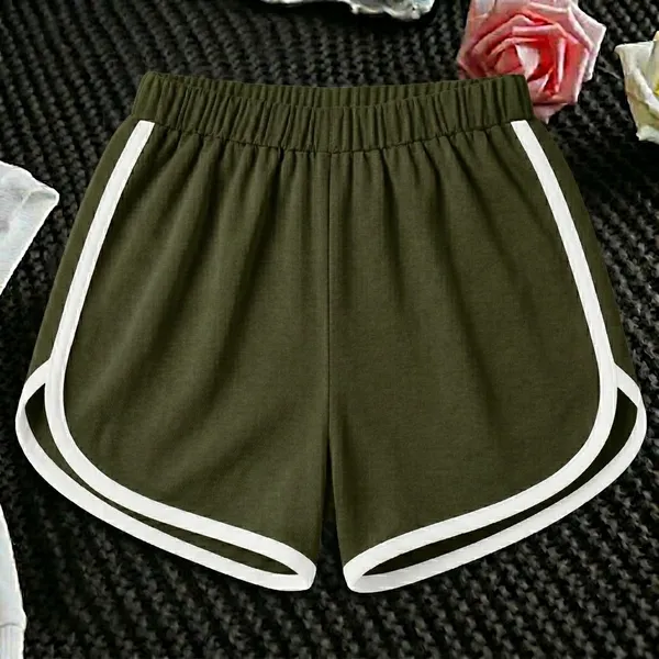 Green_Cotton_Blend_Regular_Shorts_For_Girls