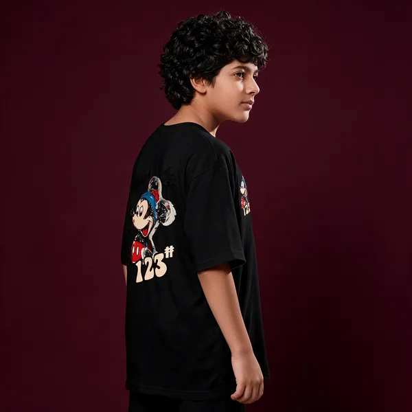 Black_Cotton_Blend_Regular_Fit_Graphic_Print_T-Shirt_For_Boys