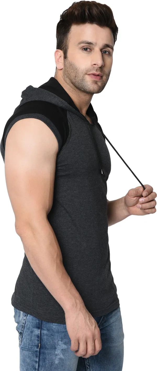 Black_Cotton_Blend_Boxy_Fit_Colorblock_Hooded_Neck_T-Shirt_For_Men