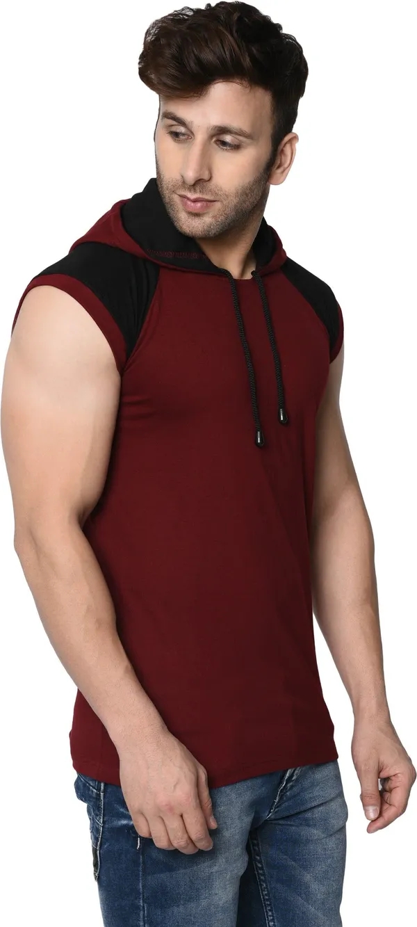 Maroon_Black_Cotton_Blend_Boxy_Fit_Hooded_Neck_Colorblock_T-Shirt_For_Men