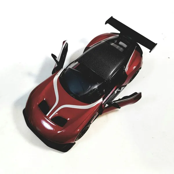 Kinsmart_Maroon_Aston_Martin_Vulcan_Metal_1:38_Diecast_Model_Car_For