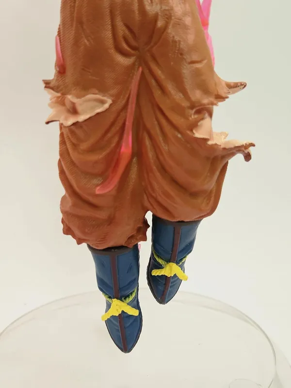 Dragon_Ball_Z_Goku_Ultra_Instinct_Form_Action_Figure_-_Multicolor_PVC_Toy_for_Car_Dashboard,_Office_Desk,_Decoration_&_Study_Table