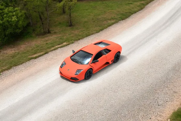 Kinsmart_Orange_Lamborghini_Aventador_Lp_700_Metal_1:38_Diecast_Model_Car_For