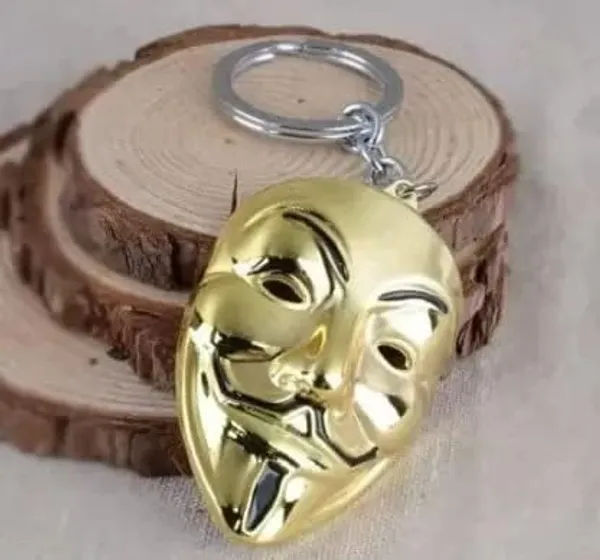 Multicolor_Vendatta_Face_Joker_Face_Mask_Metal_Keychainperfect_For_Office,_Car,_Bike_Keysdurable_And_Stylish_Keyring._Personal_Use_Or_For_Gift_Purpose.Keyring_For_Boys,_Girls_Mens_And_Women.