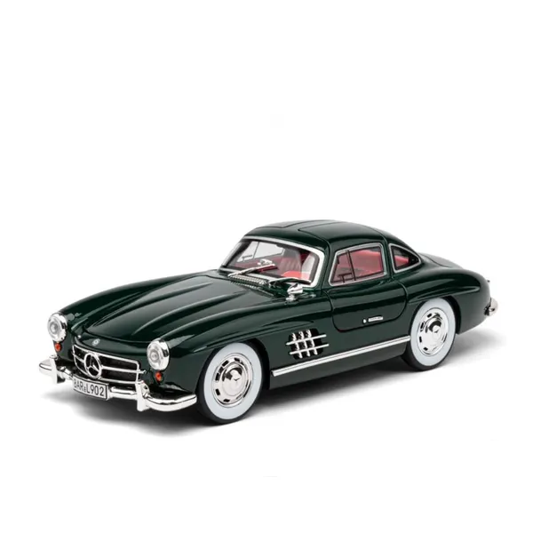 Mercedes-Benz_300SL_1:24_Die-Cast_Sports_Car_with_Alloy_Metal_Pullback