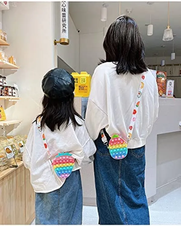 Multicolor_Pop_It_Shape_Sling_Bag_,_Silicone_Adorable_Bag_With_2_Straps_,Cute_Keychain_,_Shoulder_Bag_,_Fidget_Purse_For_Girls_,_Boys___Stress_Relief_Toys,_(Pineapple)