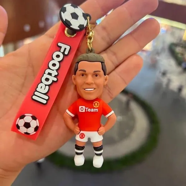 Multicolor_Football_Player_3D_Mould_Keychain_Perfect_Gift_For_Men,_Women,_Boys,_Girls_&_Football_Lovers_(Ronaldo)