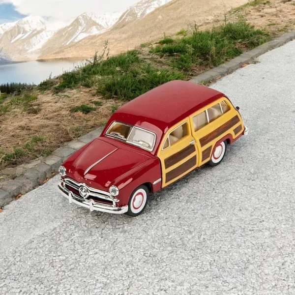 Kinsmart_Red_1949_Ford_Woody_Wagon_Metal_1:40_Diecast_Model_Car_For