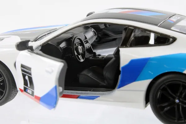 White_Bmw_M8_Competition_Coupe_Metal_1:38_Diecast_Model_Car_For