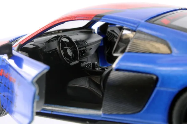 Kinsmart_Blue_2020_Audi_R8_Coupe_Livery_Edition_Metal_1:36_Diecast_Model_Car_For