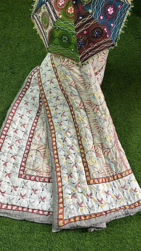 Multicolor_Traditional_Famous_Jaipuri_Beautiful_Floral_Print_Jaipuri_Rajai/Razai/Quilt_Single/Single_Bed_Quilt/Comforter/Ac_Quilt/Ac_Comforter,_Cotton,_Lightweight_(_90*108_Inch)