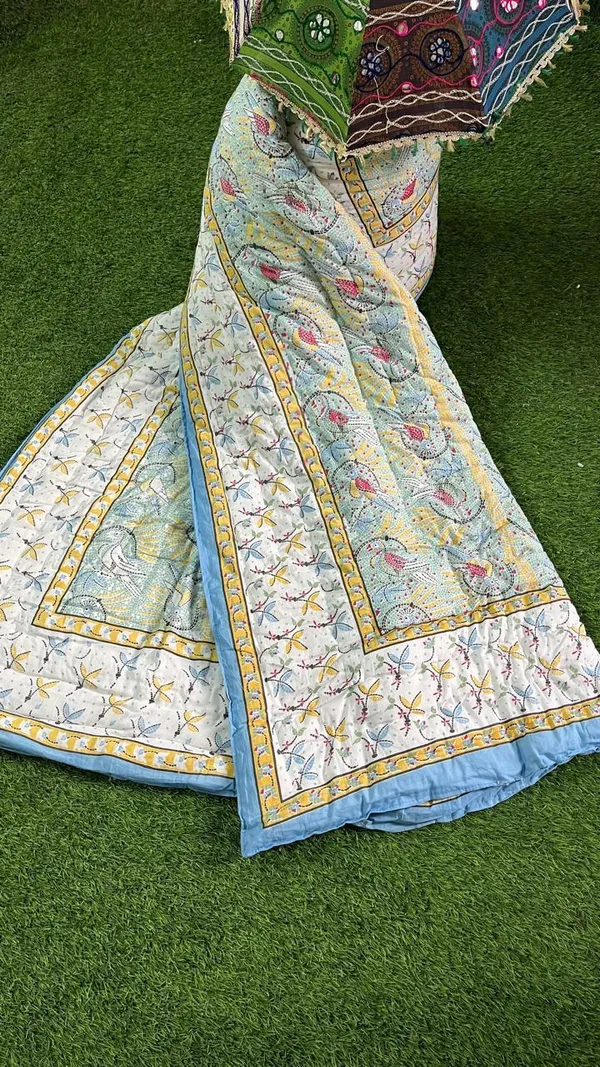 Multicolor_Traditional_Famous_Jaipuri_Beautiful_Floral_Print_Jaipuri_Rajai/Razai/Quilt_Single/Single_Bed_Quilt/Comforter/Ac_Quilt/Ac_Comforter,_Cotton,_Lightweight_(_90*108_Inch)