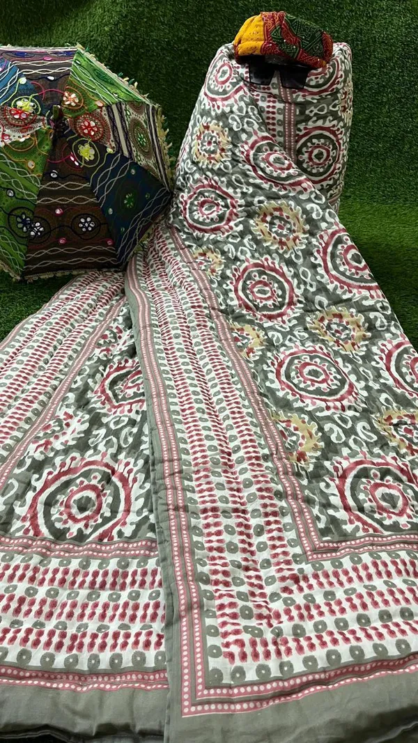 Multicolor_Traditional_Famous_Jaipuri_Beautiful_Floral_Print_Jaipuri_Rajai/Razai/Quilt_Single/Single_Bed_Quilt/Comforter/Ac_Quilt/Ac_Comforter,_Cotton,_Lightweight_(_60*90_Inch)