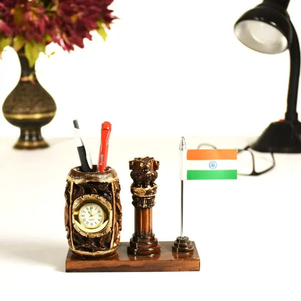 Ashok_Stambh_And_Flag_Wooden_Pen_Stand_With_A_Clock_|_For_Office_&_Study_Table_|_12.7L_x_6.4W_x_12.7H_Centimeters