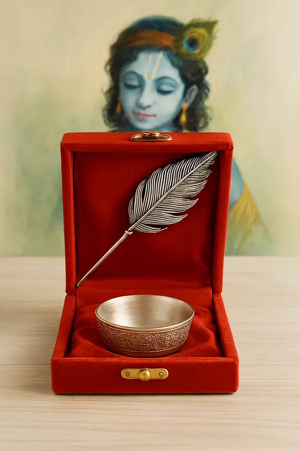 Vasu_Creation_German_Silver_Kumkum_Pooja,_Thali,_Mandir,_Home,_Temple,_Gifting