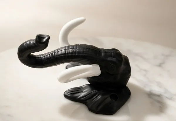 Vasu_Creation_Royal_Elephant_Marble_Key_Hanger
