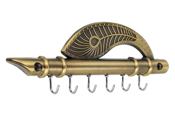 Vasu_creation_Lord_Krishna's_Flute_and_Peacock_Quills_Key_Stand_