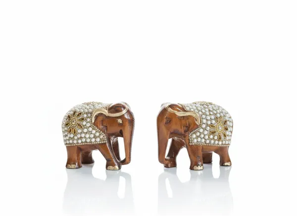 Wooden_elephant_White_motee_3_inch