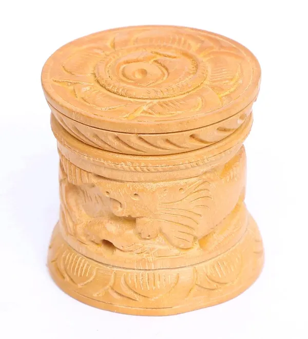 Wooden_laughing_buddha_8_Inch_and_Sindoor_dani_2_Inch