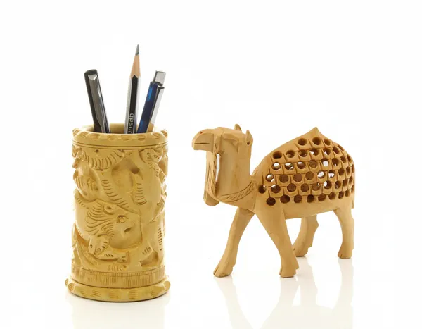 Wooden_pens_stand_4_Inch_and_camel_Jali_4_Inch