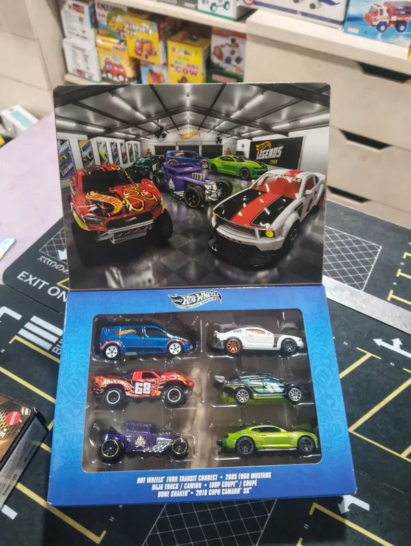 Hot_Wheels_Sliver_Series_THEMED_MULTIPACK_Hot_Wheels_Legends_Tour_JLB24_(Ford_Transit_Connect_/_2005_Ford_Mustang_/_Baja_Truck_/_Loop_Coupe_/_Bone_Shaker_/_2018_COPO_Camaro_SS)