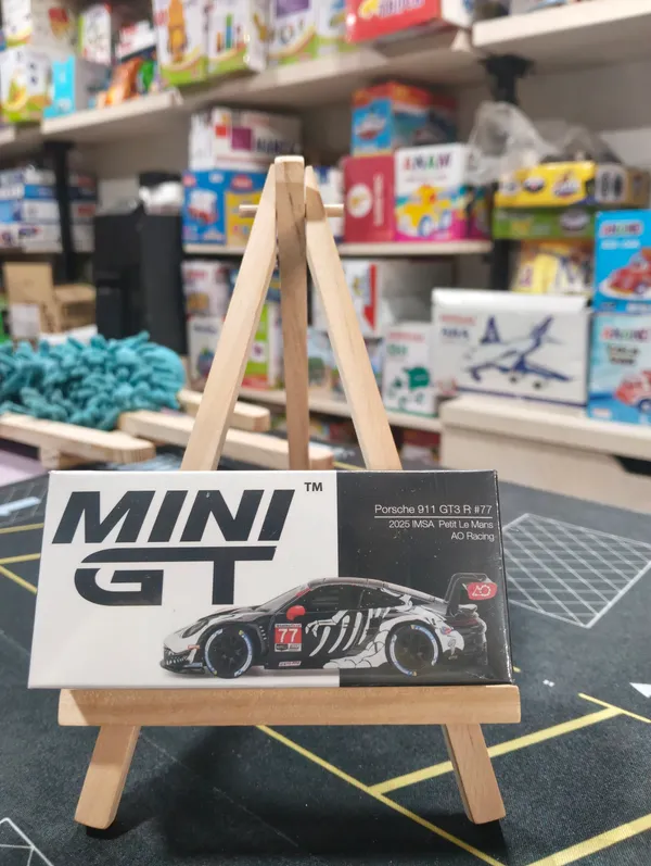 MINI_GT_Porsche_911_GT3_R_#77_AO_Racing_2025_IMSA_Petit_Le_Mans_BLACK_(IMPORTED)_1143