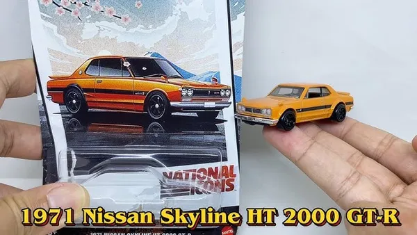 HotWheels_1:64_Scale_SILVER_SERIES_NATIONAL_ICONS_1971_NISSAN_SKYLINE_HT_2000_GT-R_4/5