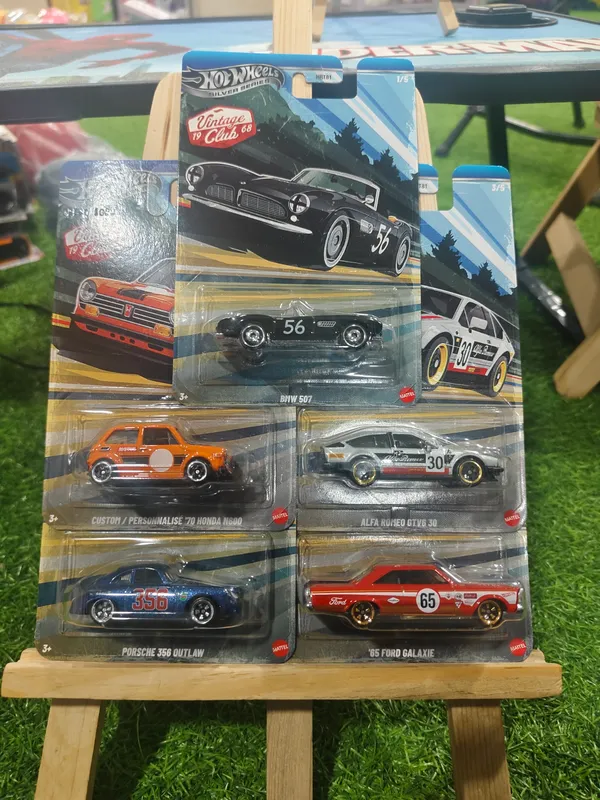 Hot_Wheels_1:64_Scale_SILVER_SERIES_VINTAGE_CLUB_1968_SET_OF_5_HRT81_MIX_2