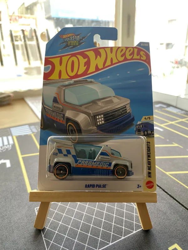 Hot_Wheels_1:64_Scale_RAPID_PULSE_HW_HEAVY_WEIGHTS_4/5_GRAY_83/250
