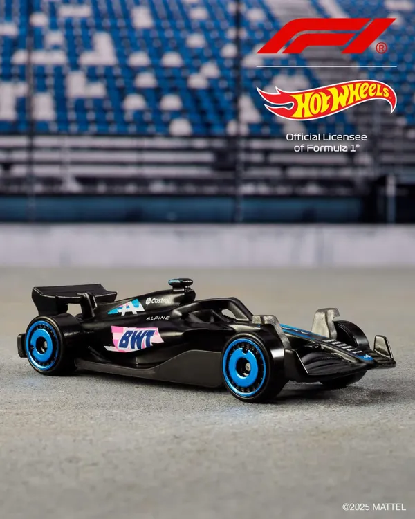 Hot_Wheels_1:64_Scale_FORMULA_1_Pack_of_5_(MCLAREN,_BWT_ALPINE_,_VISA_REDBULL,_KICK_SAUBER,_MONEYGRAM_HAAS)