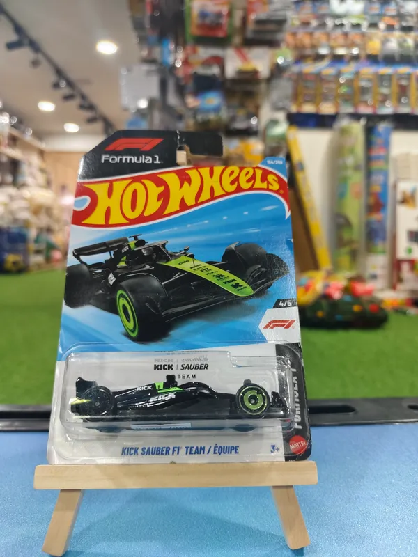 Hot_Wheels_1:64_Scale_KICK_SAUBER_F1_TEAM_FORMULA_1_4/5_154/250