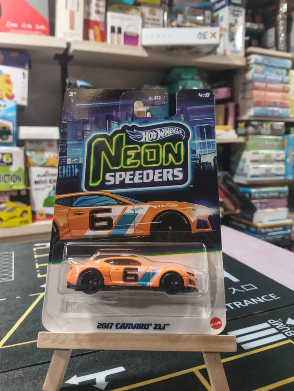 HotWheels_1:64_SILVER_SERIES_NEON_SPEEDERS_2017_CAMRO_ZLI_4/8_ORANGE_JKY04