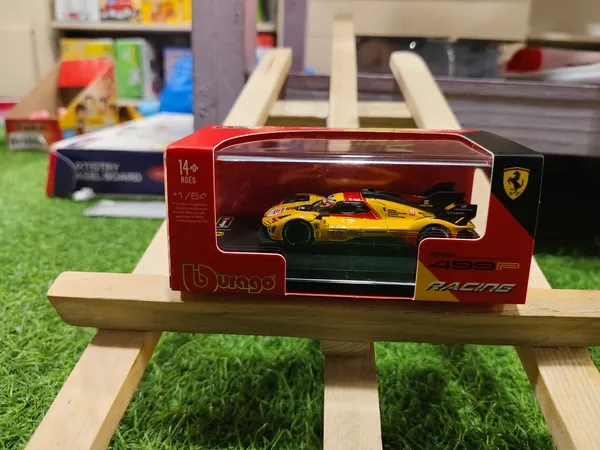 Bburago_1:64_Scale_Die-Cast_Car_Ferrari_499P_RACING_YELLOW