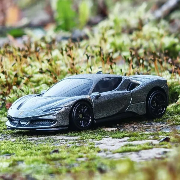 Hot_Wheels_1:64_Scale_FERRARI_SF90_STRADALE_FACTORY_FRESH_5/5_GRAY_191/250