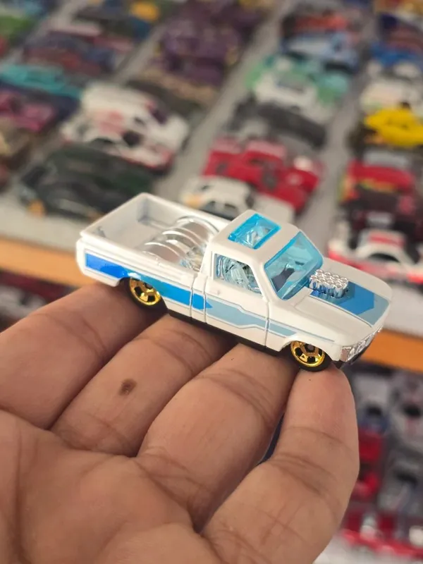 Hot_Wheels_1:64_scale_Custom_72_Chevy_Luv_HW_Hot_Trucks_6/10_118/250