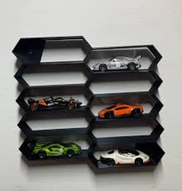 Honey_COMB_Shelf_for_10_1:64_Scale_Cars