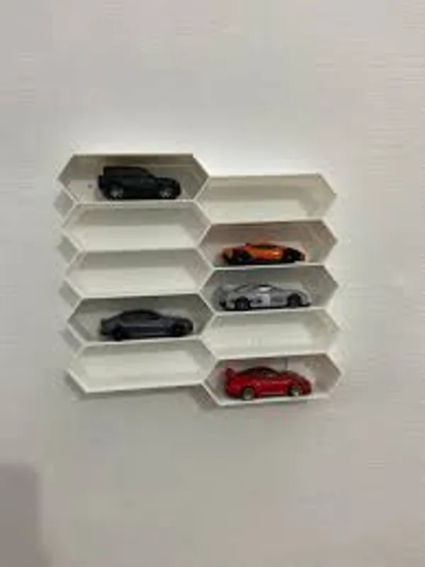 Honey_COMB_Shelf_for_10_1:64_Scale_Cars