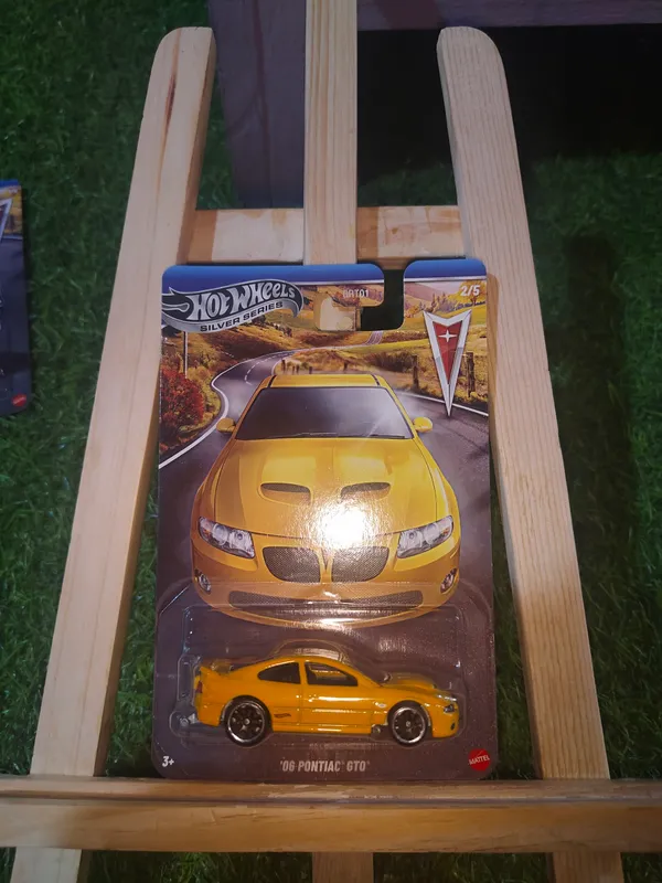 HotWheels_1:64_SILVER_SERIES_Pontiac_100th_Anniversary_06_PONTIAC_GTO_JKY10_YELLOW_2/5
