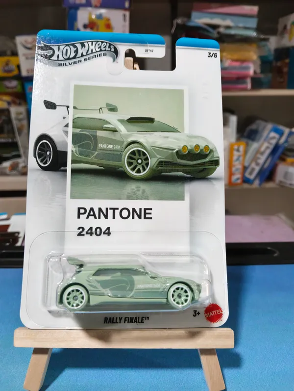 HotWheels_1:64_Scale_SILVER_SERIES_PANTONE_2404_RALLY_FINALE_JKY54_3/6