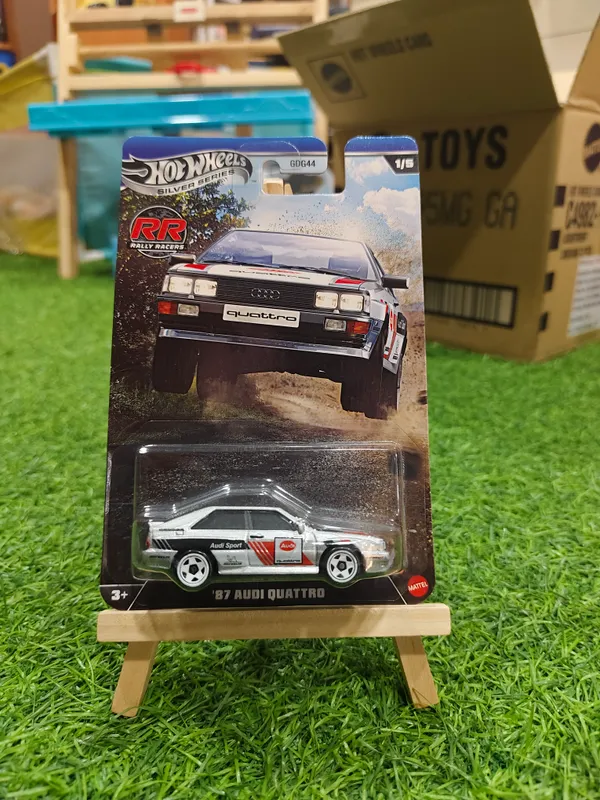 HotWheels_1:64_Scale_SILVER_SERIES_RALLY_RACERS_2026_87_AUDI_QUATTRO_1/5_JKX61_SILVER