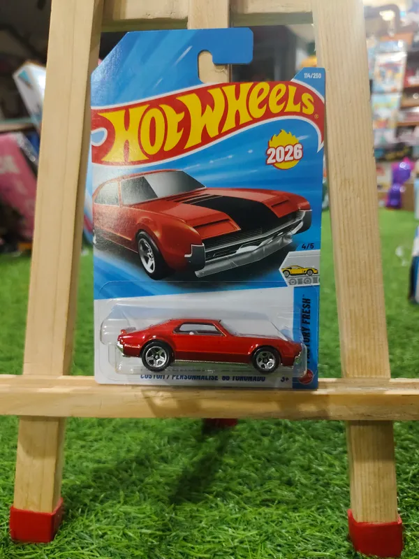 Hot_Wheels_1:64_CUSTOM_66_TORONADO_FACTORY_FRESH_4/5_RED_114/250