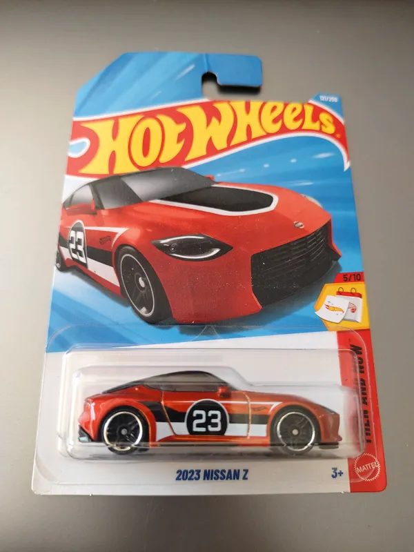 Hot_Wheels_1:64_Scale_2023_NISSAN_Z_THEN_AND_NOW_5/10_ORANGE_121/250