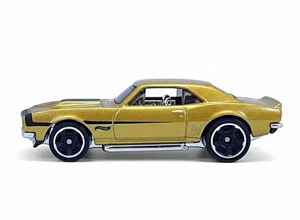 Hot_Wheels_1:64_Scale_67_CAMARO_HW_DREAM_GARAGE_3/5_GOLDEN_56/250_(IMPORTED)