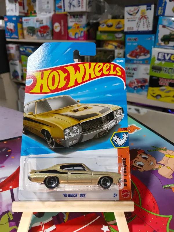 Hot_Wheels_1:64_Scale_70_BUICK_GSX_HW_TORQUE_1/10_GOLD_183/250