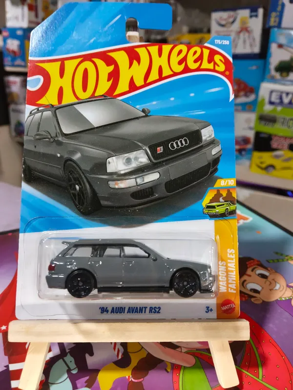 Hot_Wheels_1:64_Scale_94_AUDI_AVANT_RS2_8/10_GRAY_175/250