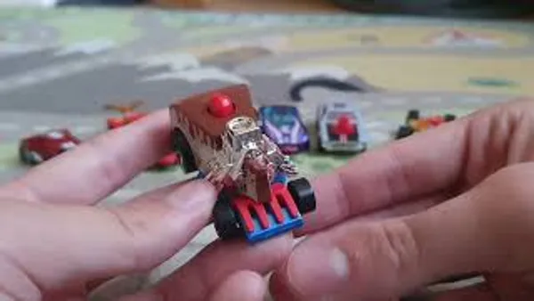 Hot_Wheels_1:64_Scale_BIRTHDAY_BURNER_HW_CELEBREATION_RACERS_8/10_146/250